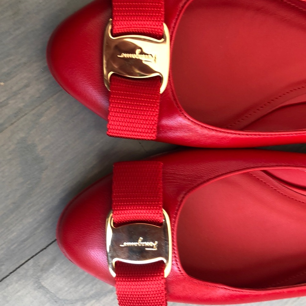 Ferragamo Lustra Varina Bow Flats - Picture 8 of 8